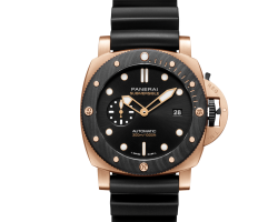 reloj panerai submersible quarantaquattro goldtech orocarbo pam01070