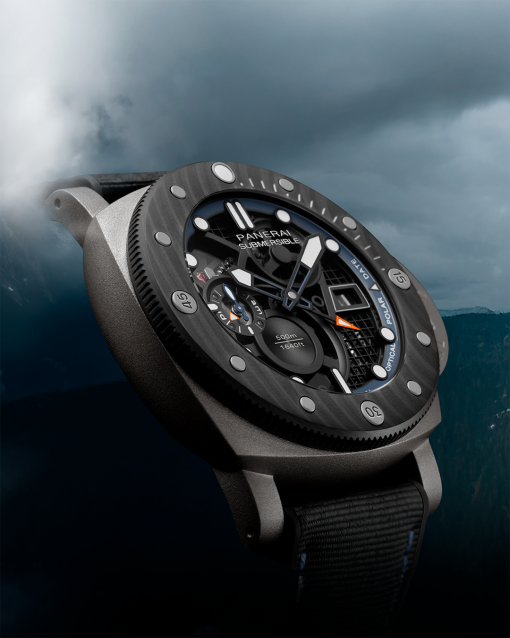 Panerai Submersible GMT Titanio Mike Horn Experience Edition PAM01670 Peyrelongue Chronos