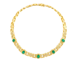 Collar de oro amarillo con esmeraldas ovaladas y diamantes.